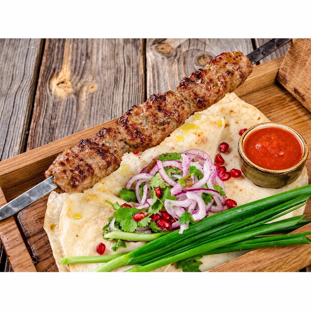 Люля из курицы в лаваше